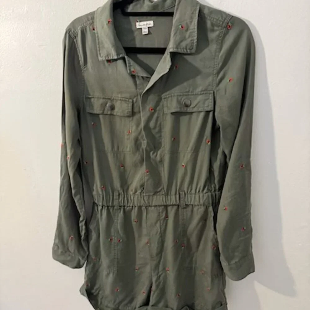 Love.Fire Hunter Green Romper 3/4 Sleeves - Picture 1 of 2